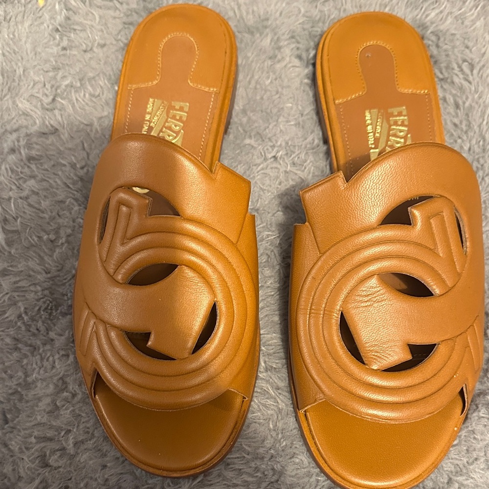 Salvatore Ferragamo Women's Brown leather Slide Sandals